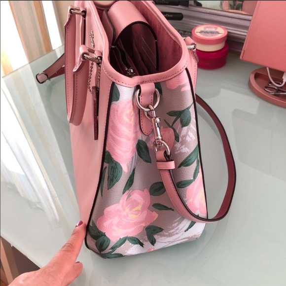 RARE Margot Carryall Rose Camo Print - Picture 6 of 7